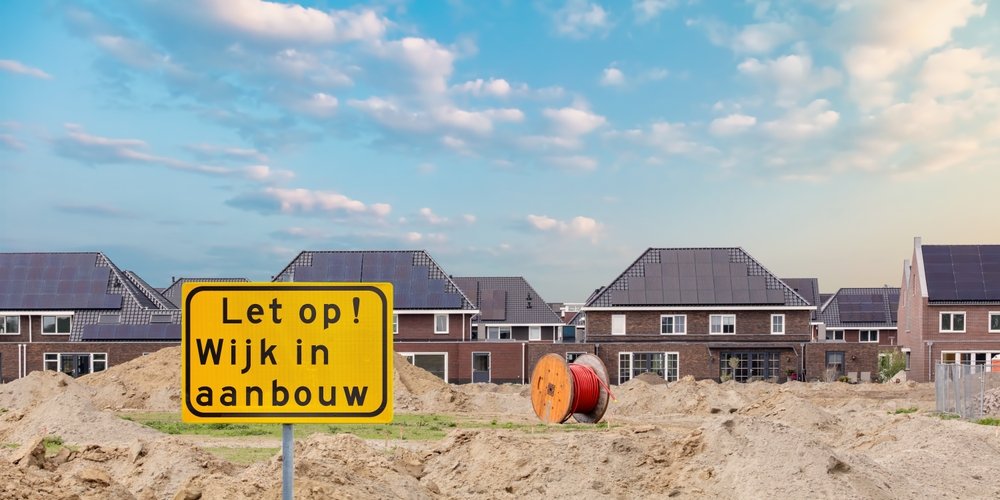 Renovlies voor nieuwbouw in Haarlem. Krijg 10% korting op het behangen en sauzen van wanden.